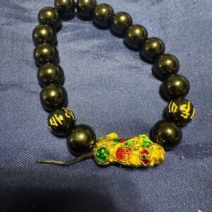 Black Beaded Bracelet with Gold Pixiu Dragon Charm Feng Shui Style